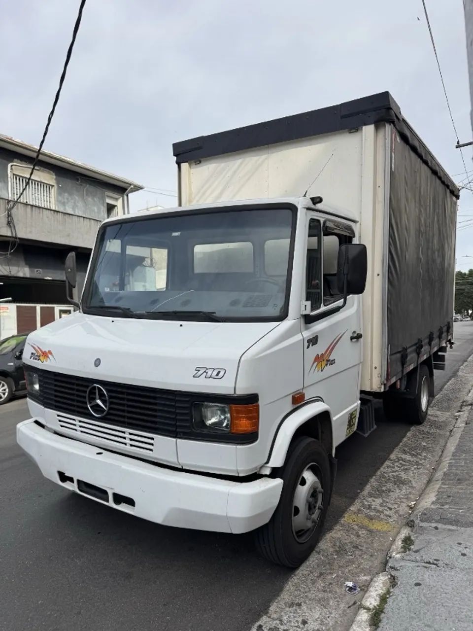  Mercedes-Benz 710 Sider 2012 - Foto 4