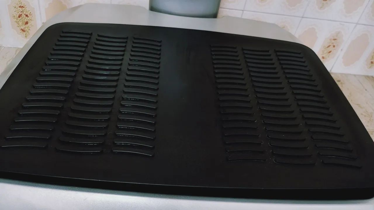 Plataforma vibratória Gênis Energym pro da poliform  - Foto 5