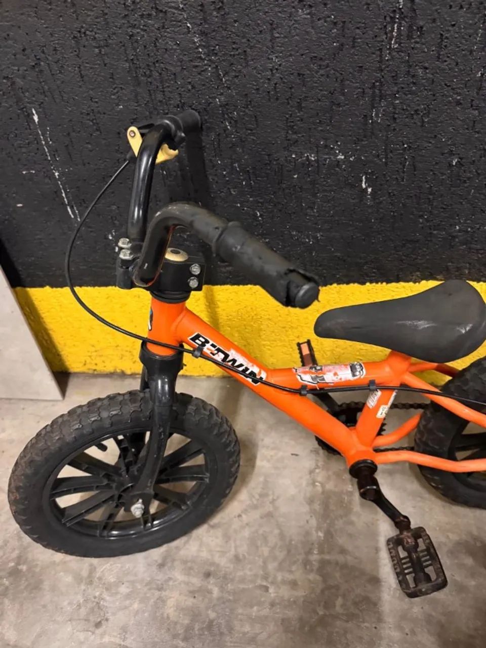 Bicicleta B-Twin aro 14 - Foto 2