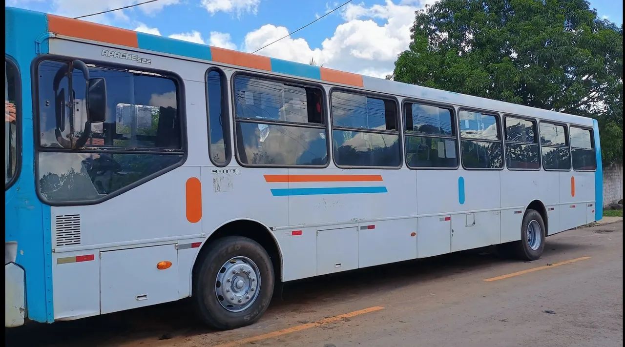 Ônibus escolar 65 mil - Foto 2