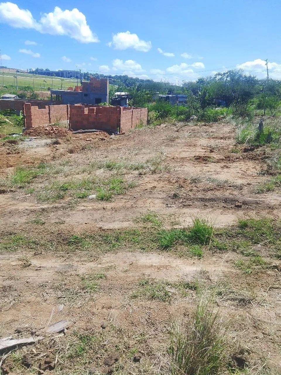 Terreno na avenida Lauro Porto *50