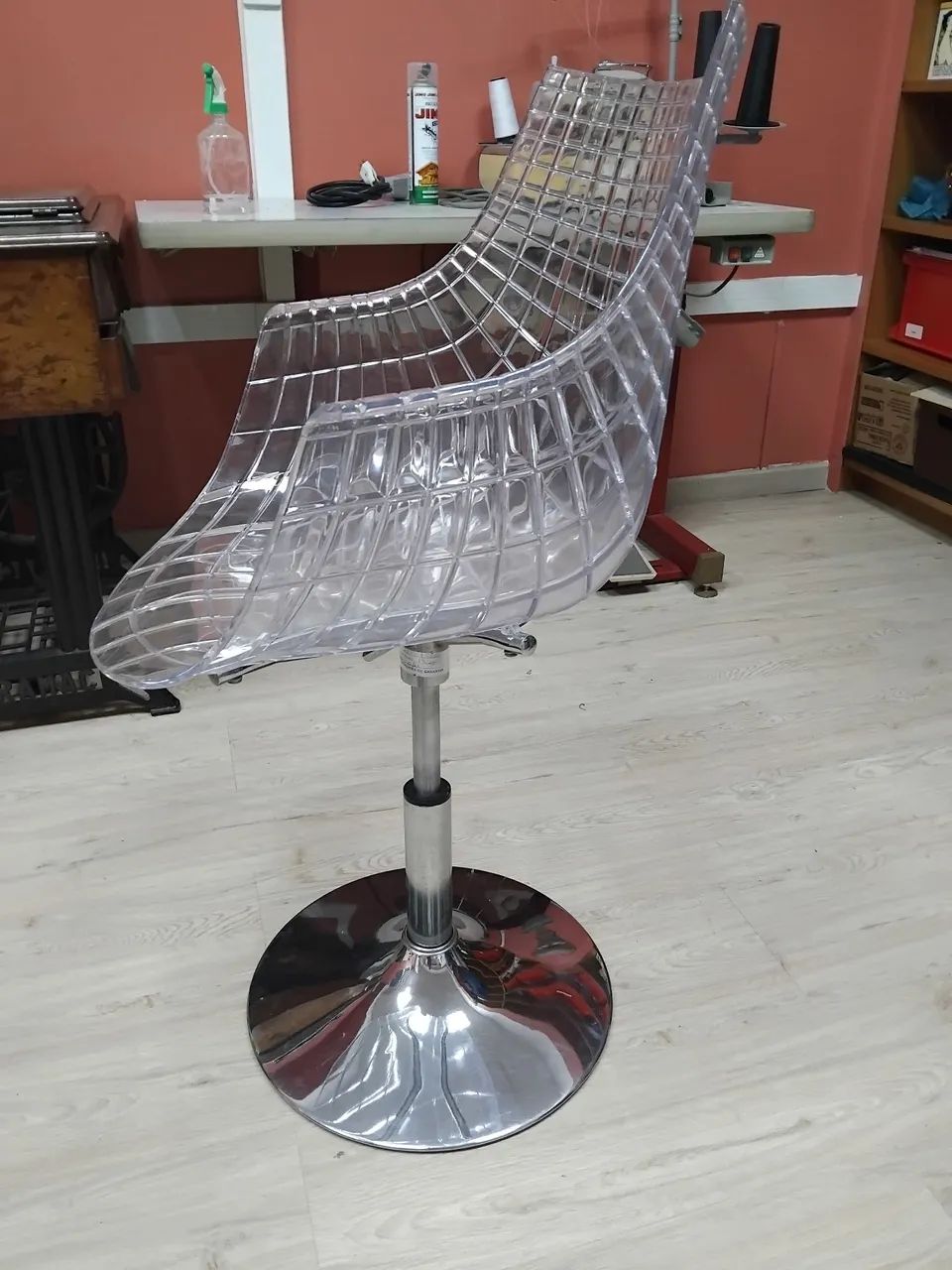 Acrylic Swivel Chair65704315520641121