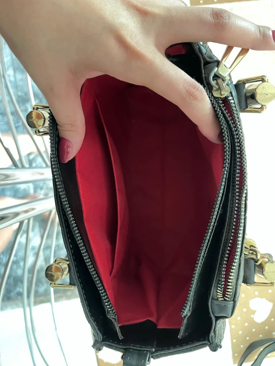 Bolsa preta de mão e ombro - Foto 3