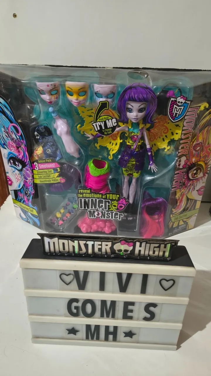Monster High CAM Inner deluxe lacrada