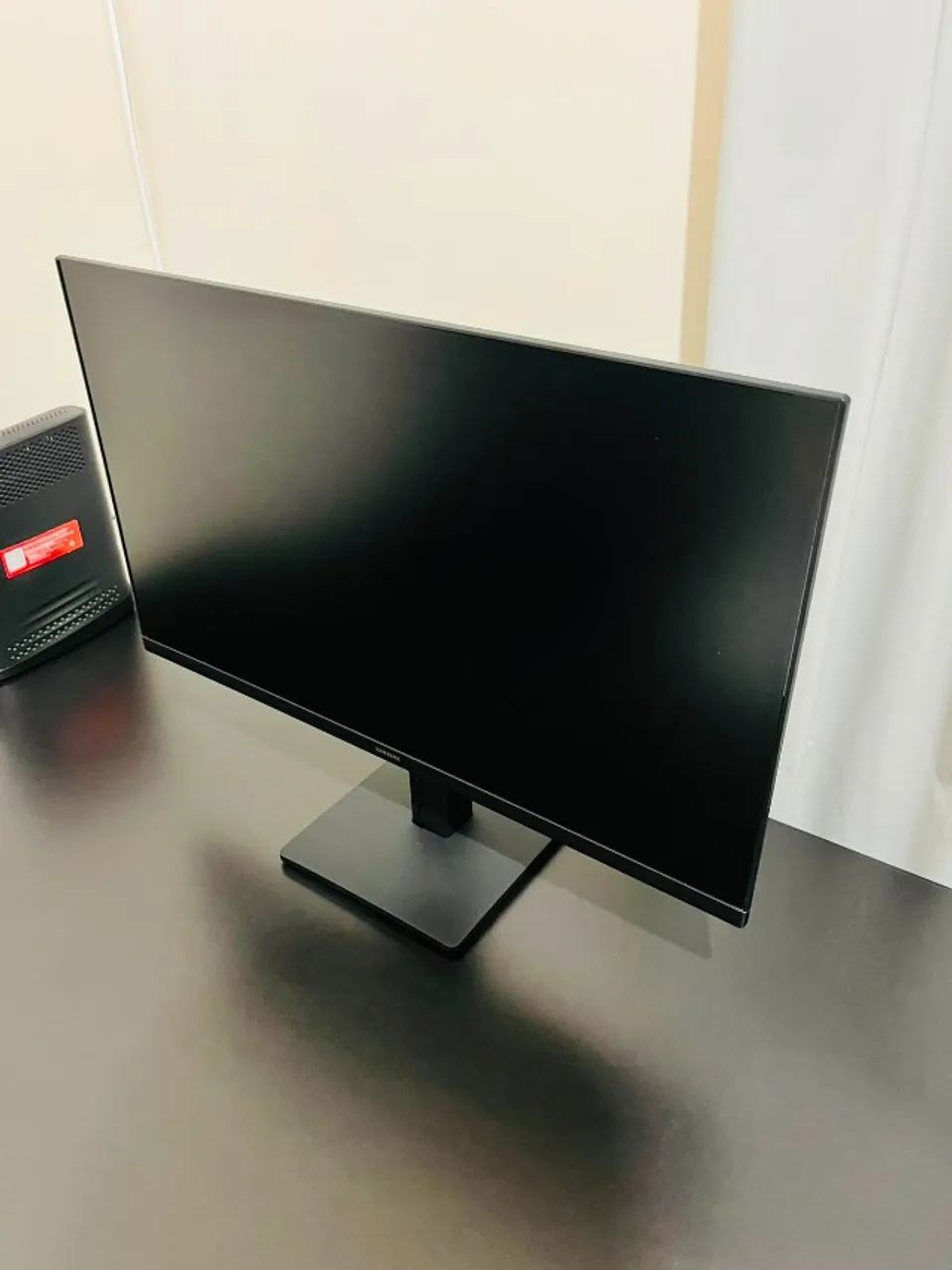Monitor Gamer SAMSUNG - 24" Polegadas - SEMINOVO - 100 Hz, HDMI-VGA  - Foto 2