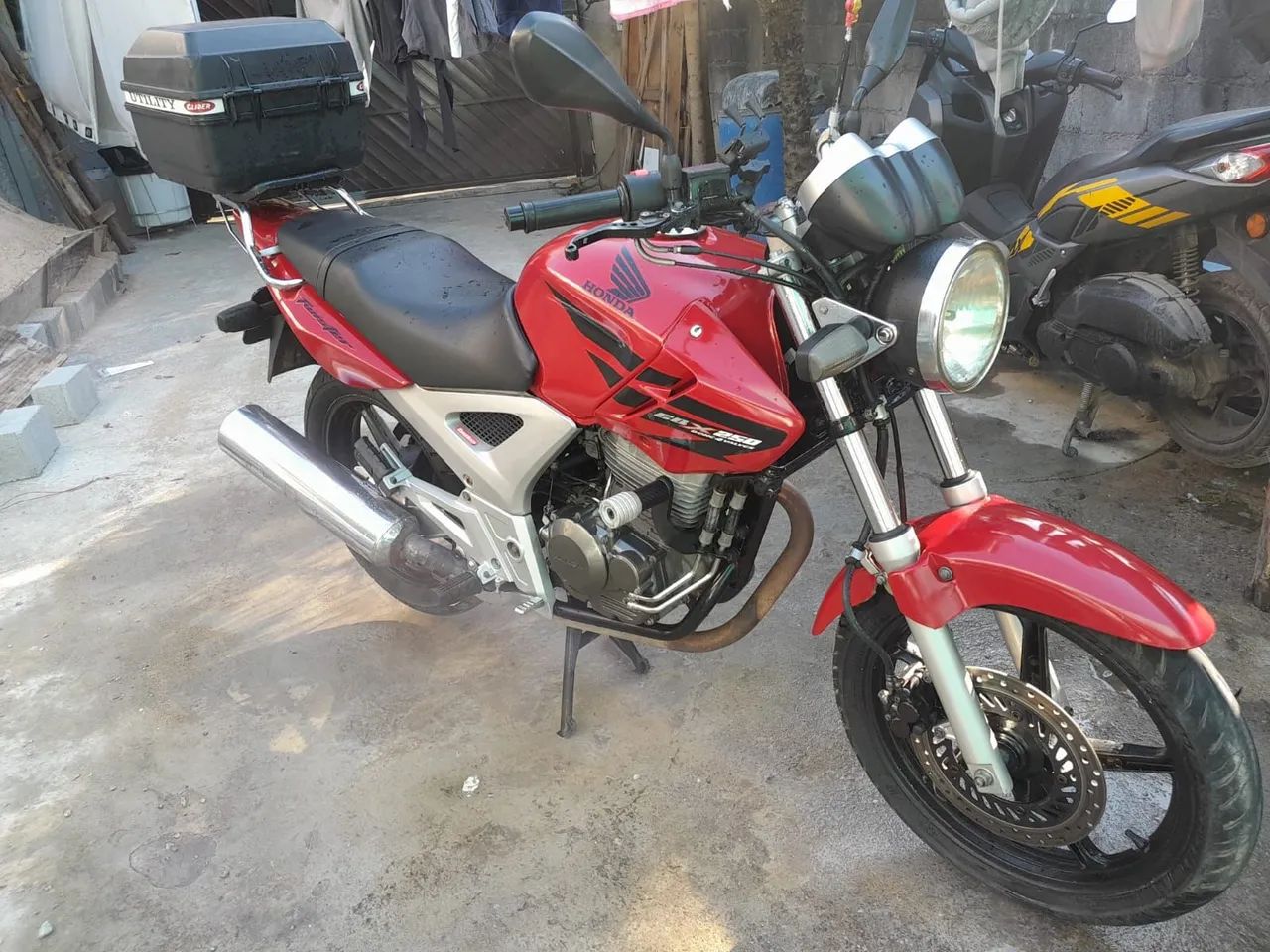 Honda CBX Twistter 2003 - Foto 2
