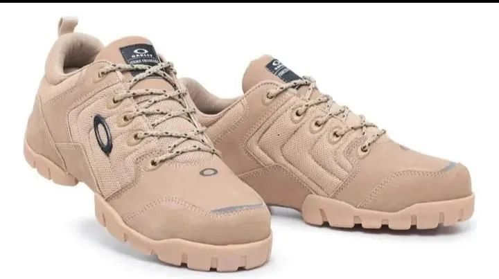 Tenis Okley Refletivo Halftrack Low Resistente Adventure - Foto 2