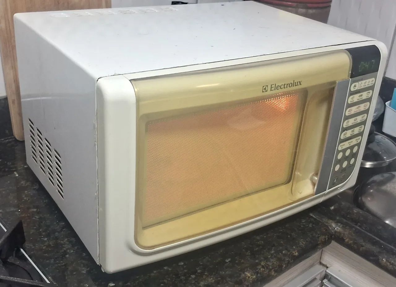 Microondas Electrolux 23L - Foto 2