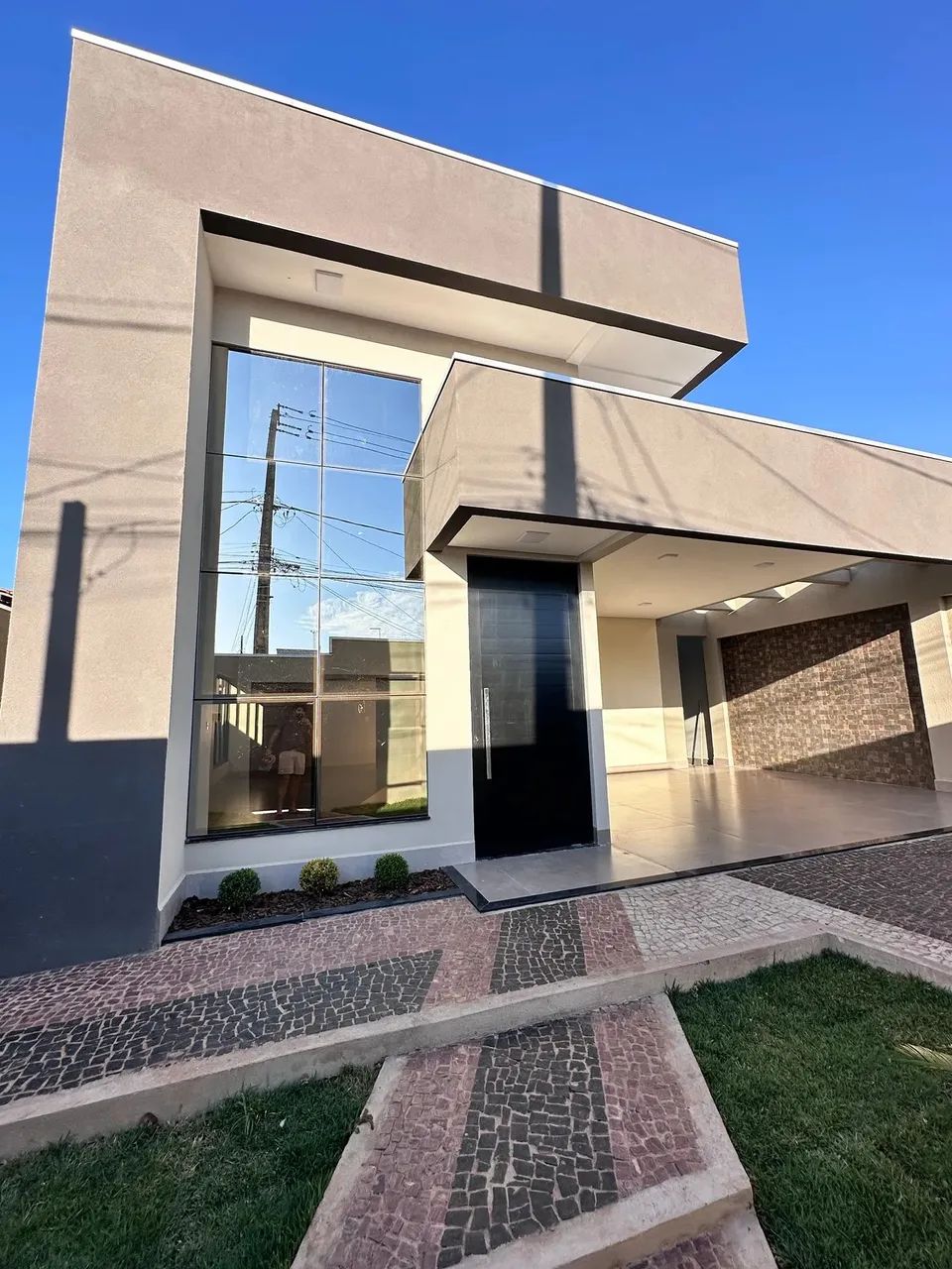 CASA A VENDA 3 SUÍTES , PISCINA E VARANDA GOURMET. 1104 SUL