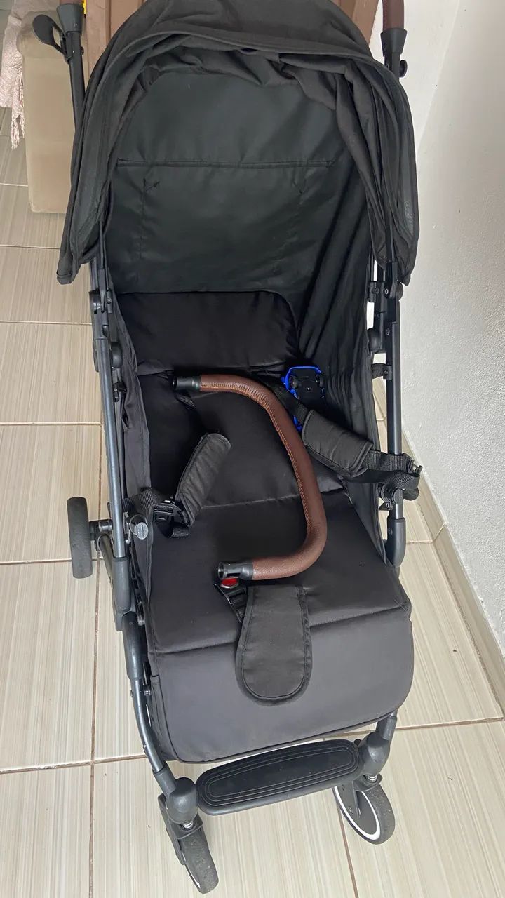 Carrinho de bebê kiddo 