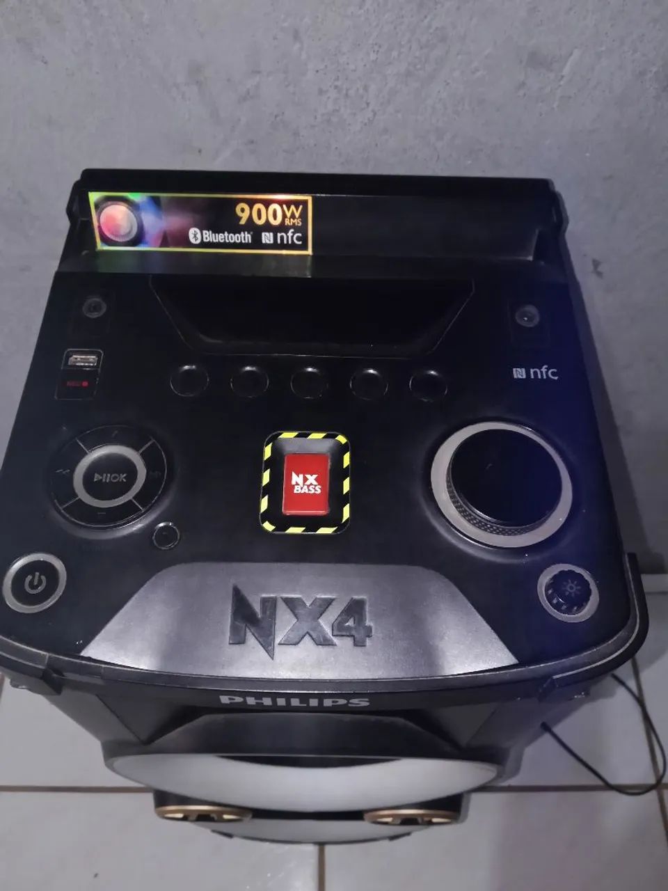 Torre Philips Nx4 de 900w - Foto 2