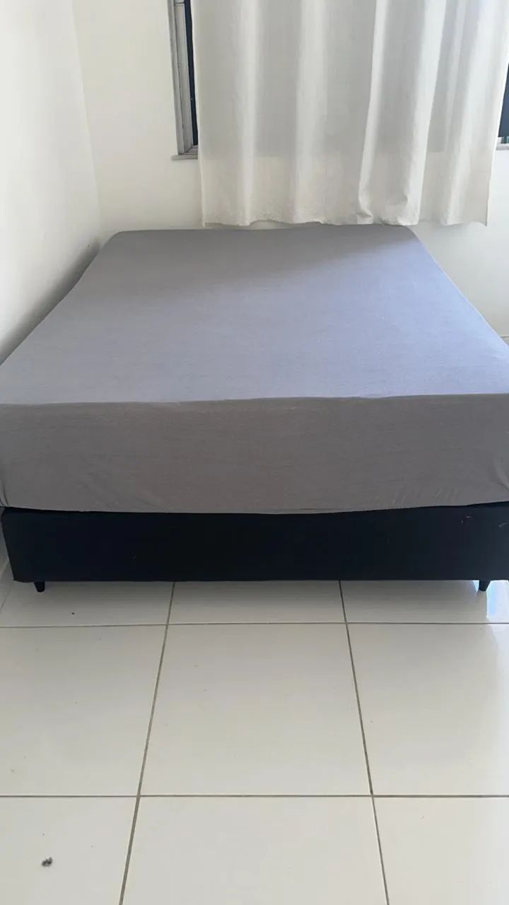 Cama box com colchão 