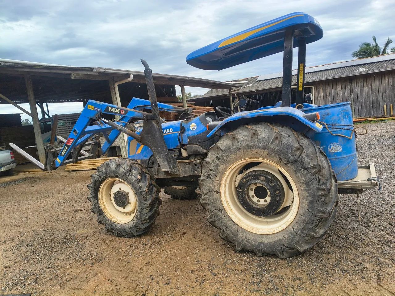 Vendo trator tt75