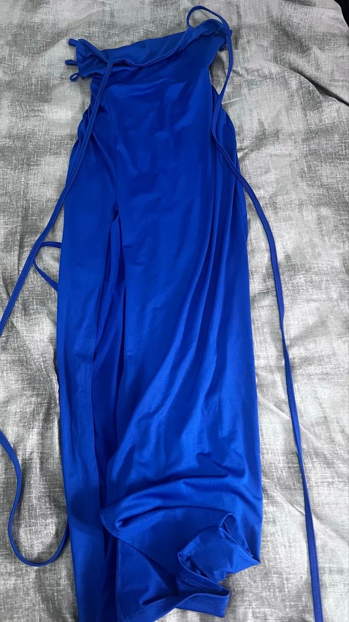 TRÊS VESTIDOS  - Foto 2