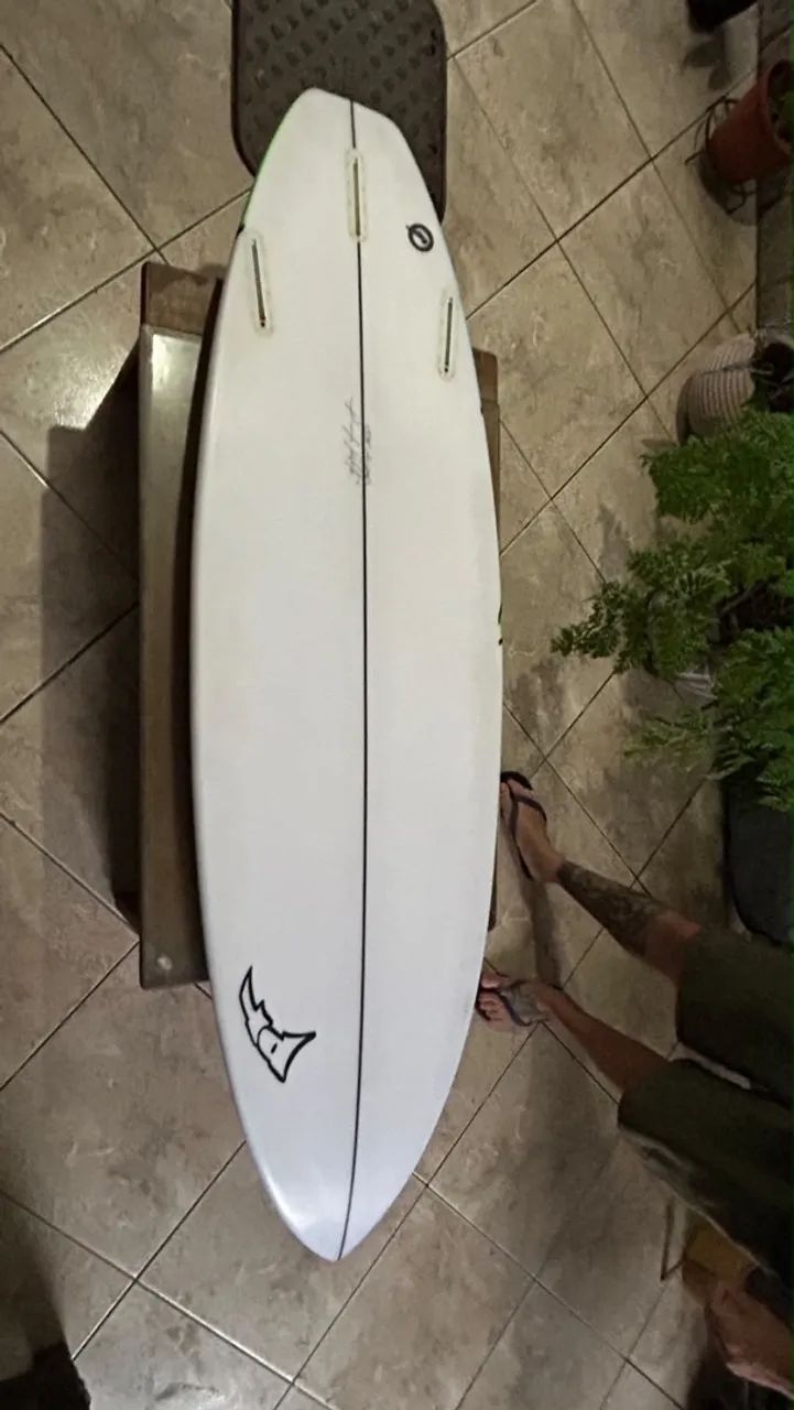 Prancha de surf semi-nova  - Foto 4