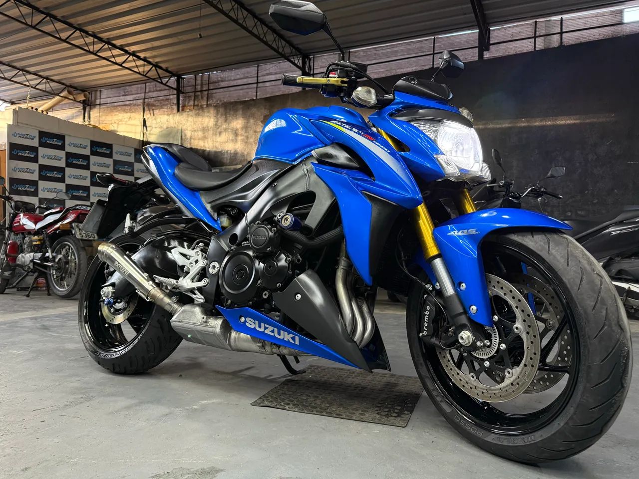 GSX S1000 - 2017  - Foto 2