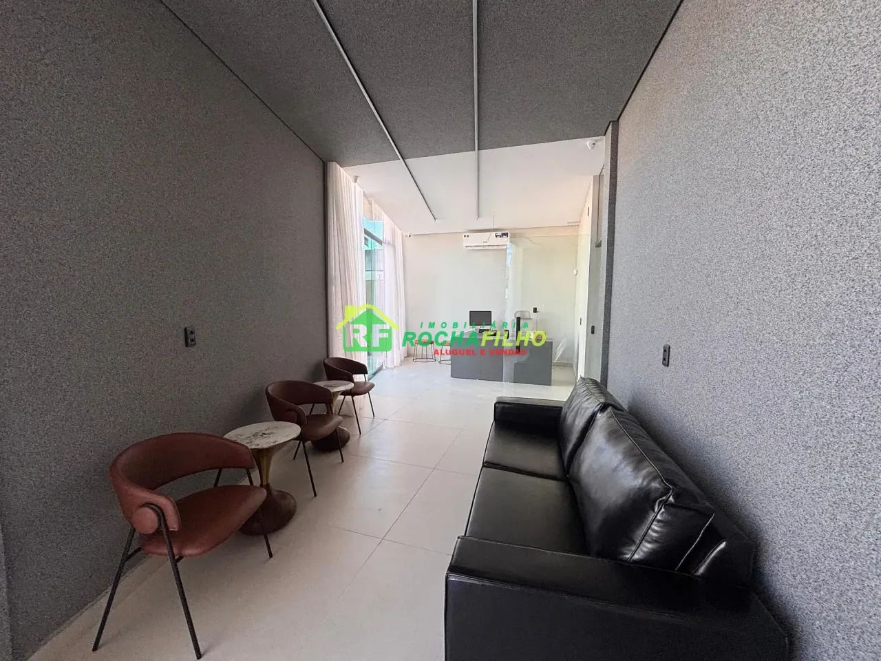 SALA COMERCIAL MOBÍLIADA NA ZONA LESTE. - Foto 2