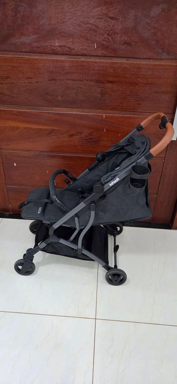 Carrinho de passeio Infanti