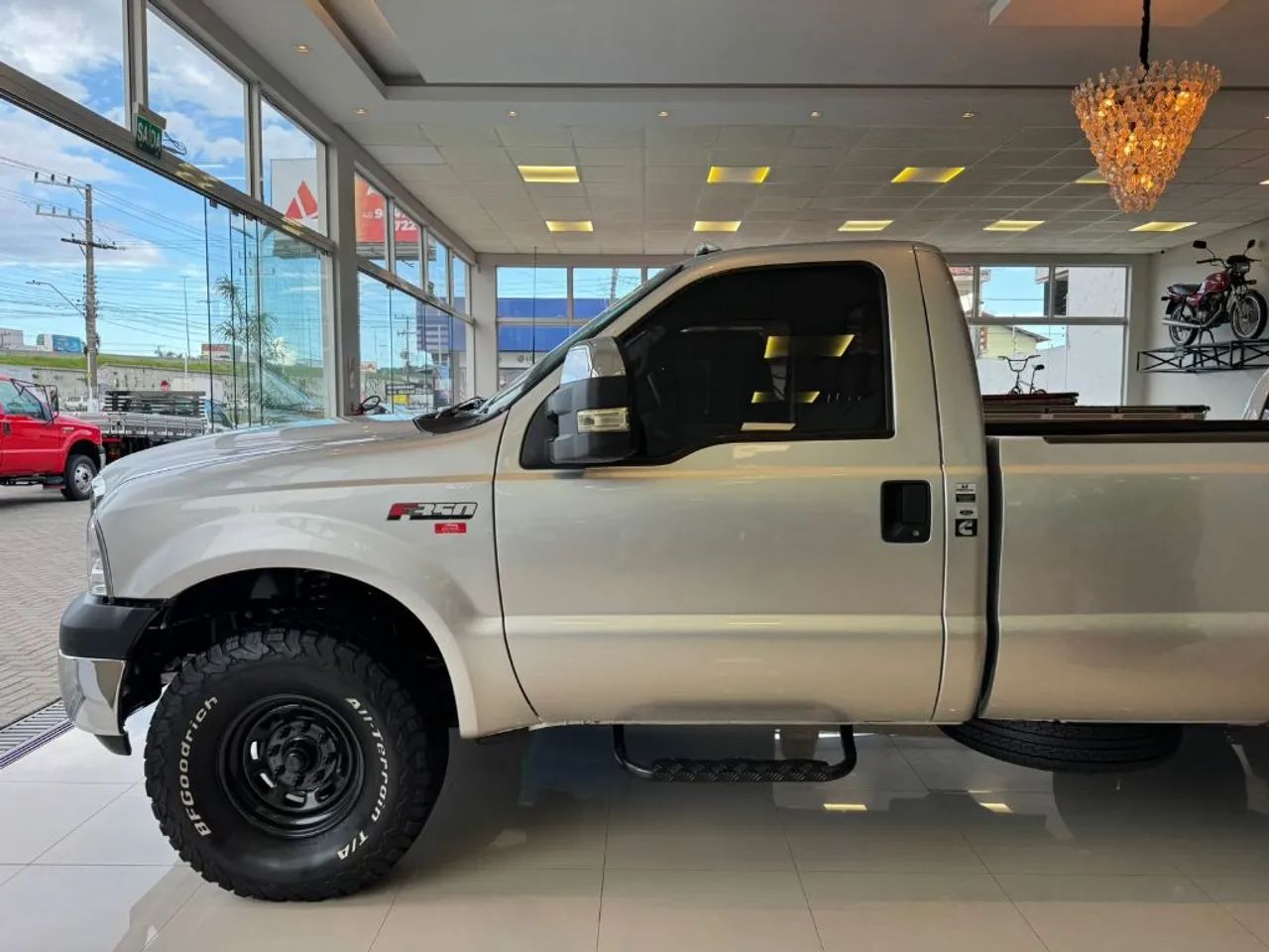 Ford F-350 4X2 Turbo Carroceria Tropical Raridade 59.000 Km 2018 - Foto 2