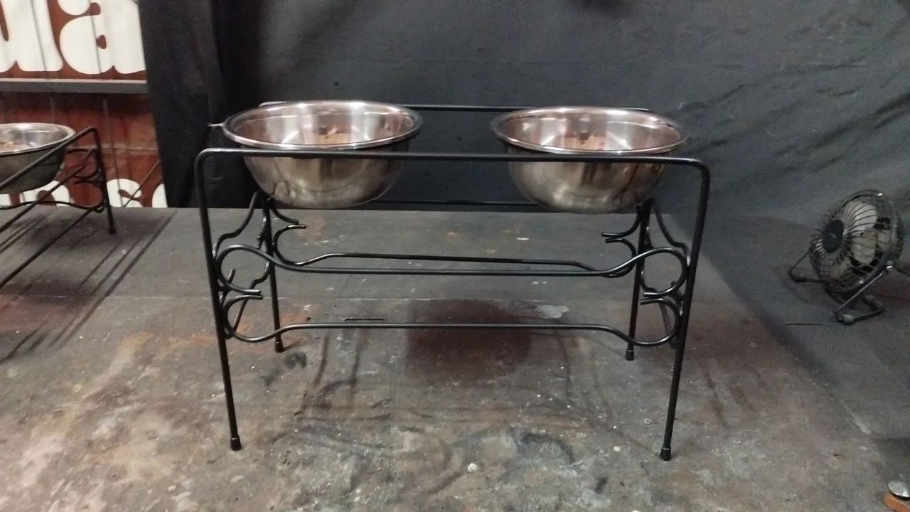 Suporte Comedouro para cachorro  - Foto 5