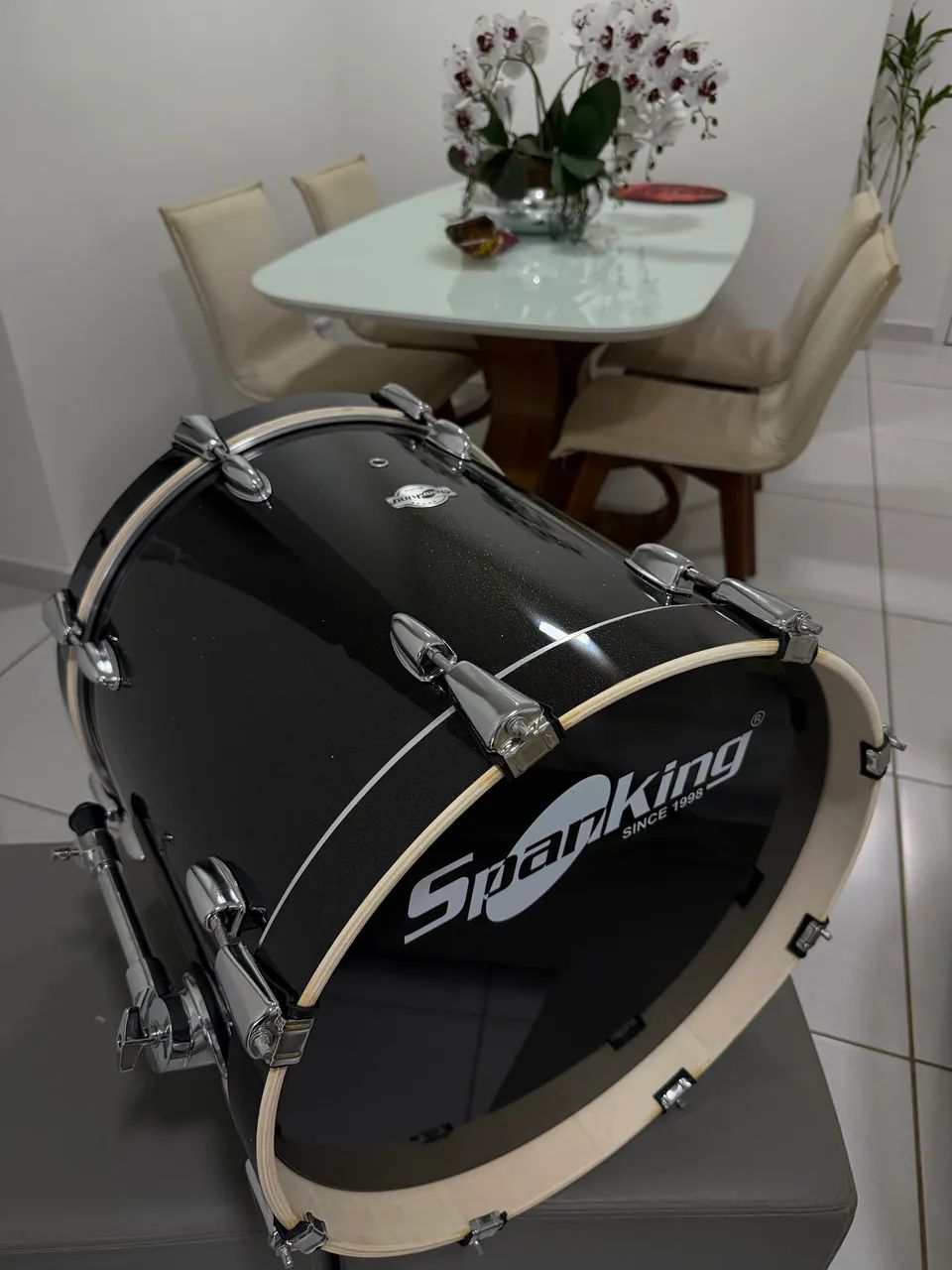 BUMBO DE 18 SPANKING