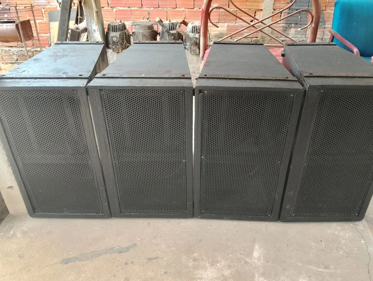 Vendo 4 caixa de 12 polegadas  - Foto 2
