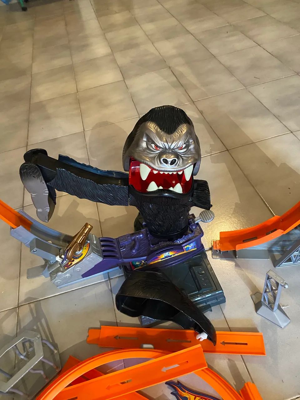 hot Wheels Gorila + maleta posto - Foto 4