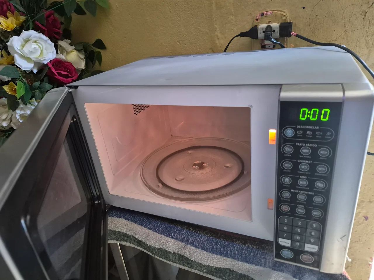 Microondas Electrolux 30LITROS  - Foto 2