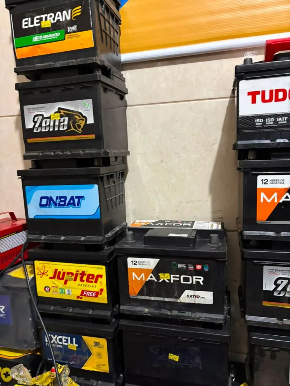 Vendo bateria nova e usada 