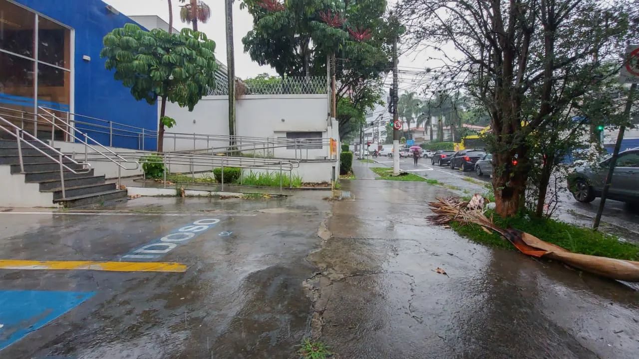 Loja na Rua dos Macunis, 56  450 m² - Foto 2