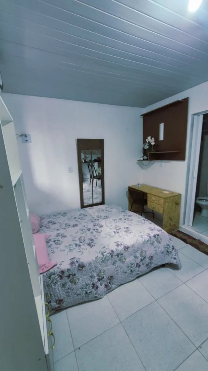 Quarto de aluguel semi mobiliado