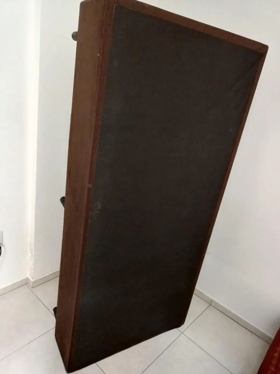 Vendo 2 bases cama de solteiro + colchão solteiro - Foto 3