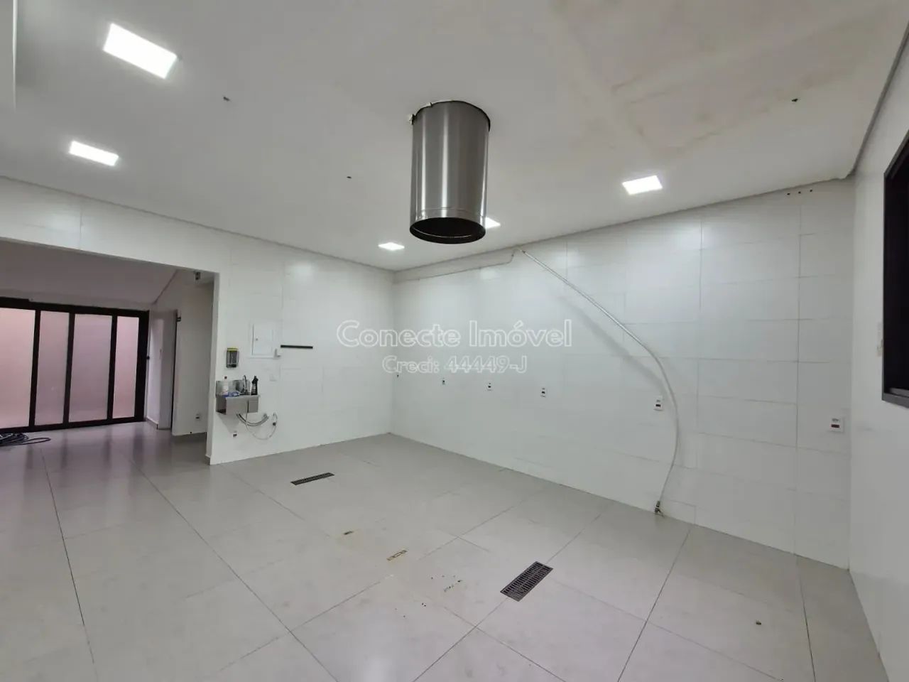 Ponto Comercial com 49 m² Próximo ao Centro de Holambra, com Sala Ampla, Escritório, Depós - Foto 5