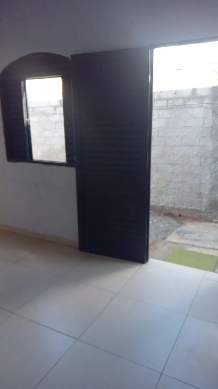Barracão 3 comodos - Foto 4