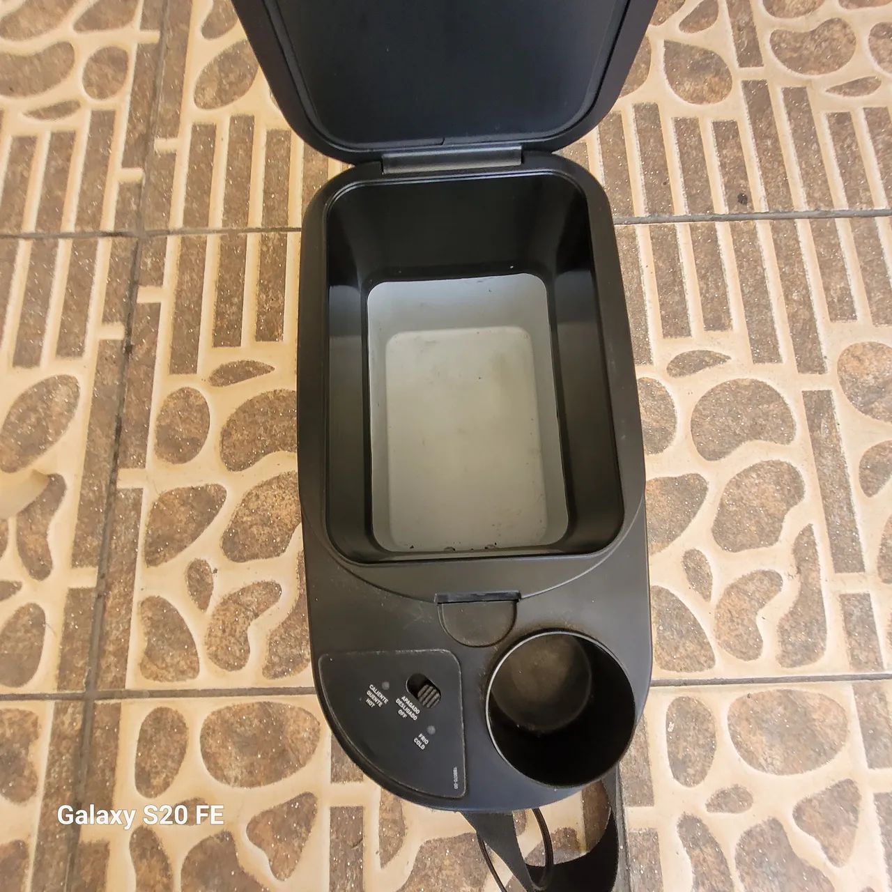 Cooler mini geladeira para veículo black DECKER <br>Black & Decker