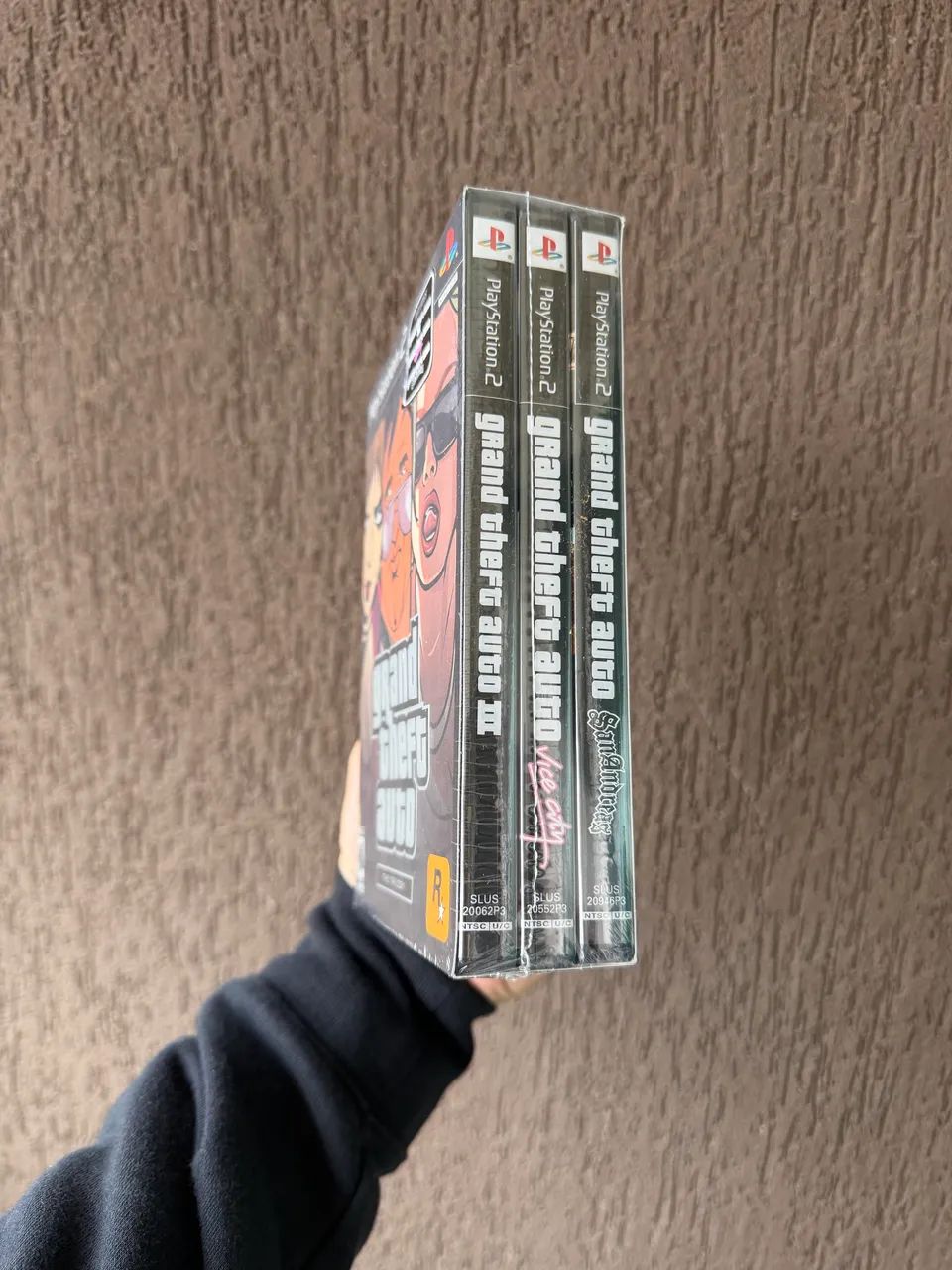GTA Trilogy lacrado Ps2 original  - Foto 2