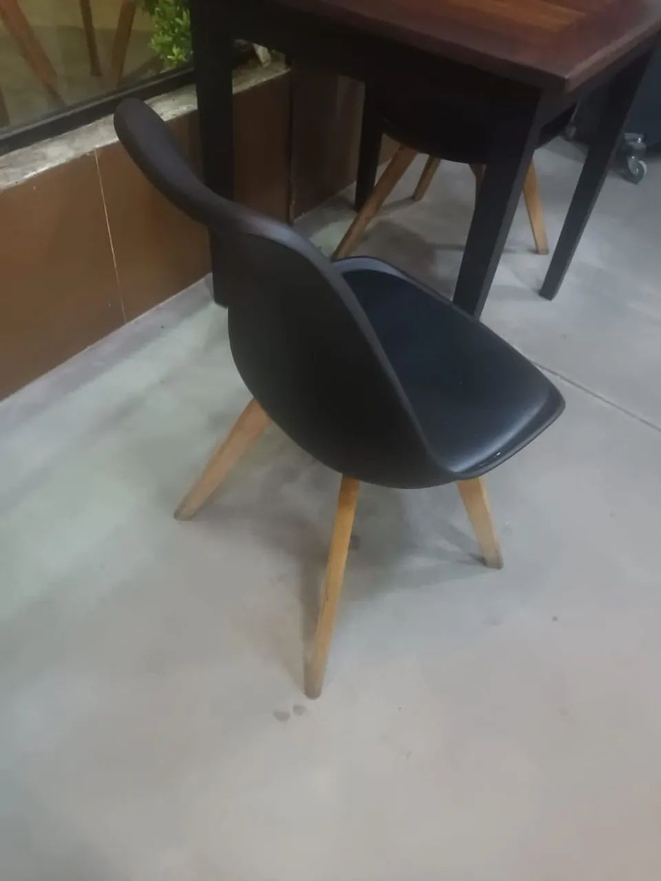 Vendo cadeiras modernas e elegantes  - Foto 2