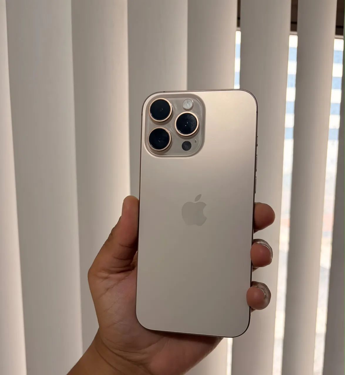 iPhone 16 pro Max 256GB 90%
