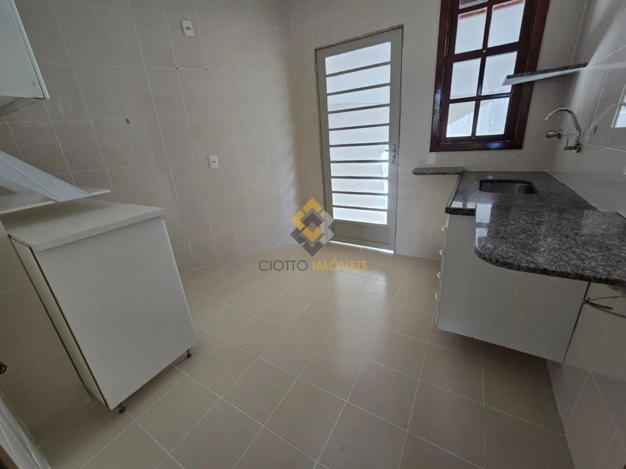 Casa geminada - Dona Clara - Foto 3