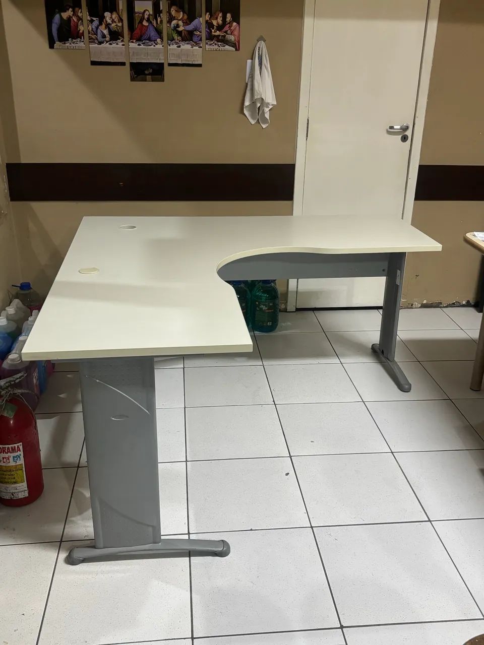 Mesa de Escritório em L