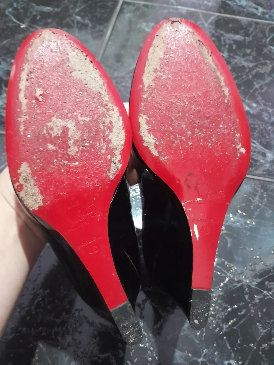 Scarpin Christian Loubotini (calça 37/38) - Foto 5
