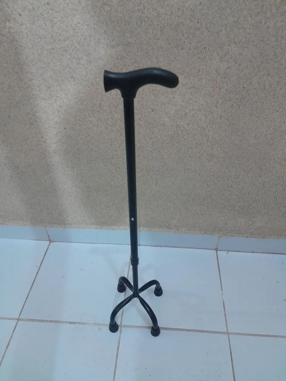 Cadeira de rodas/ BENGALA EM 05X NO CARTÃO. 