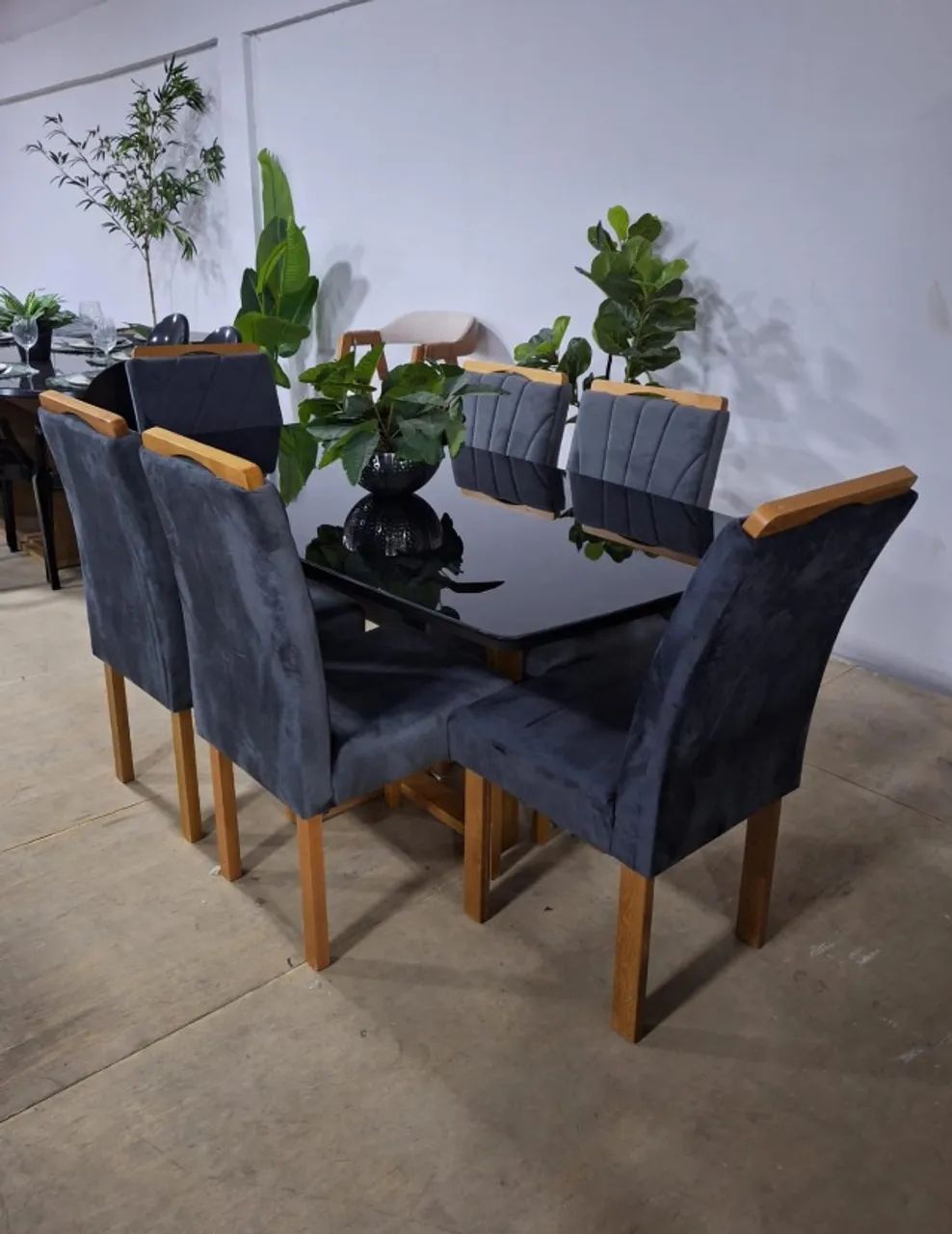 Mesa de Jantar com tampo preto 1.60x90 - Foto 2