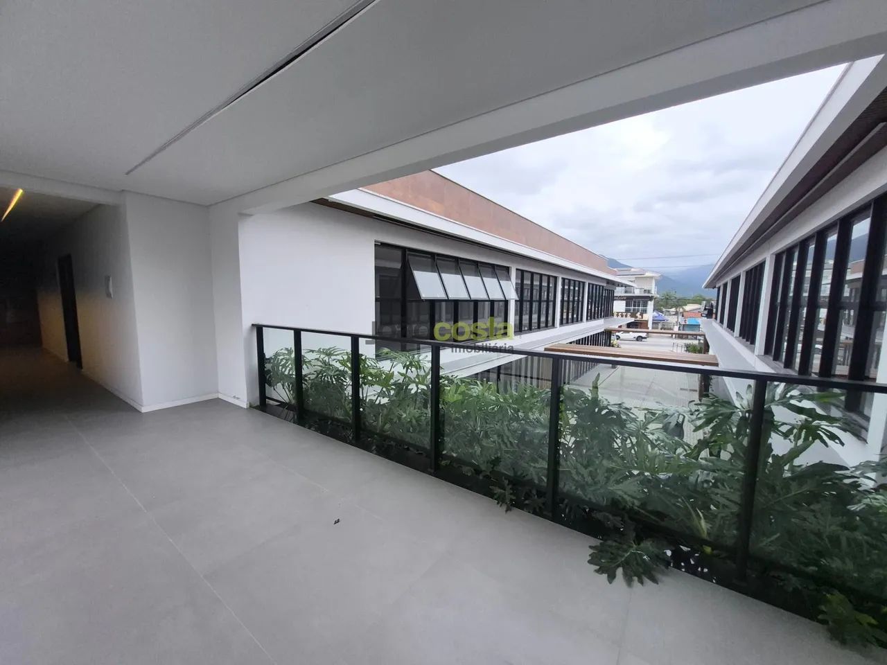 Sala Comercial para Locação em Aririu, Palhoça - 62m² - Foto 5