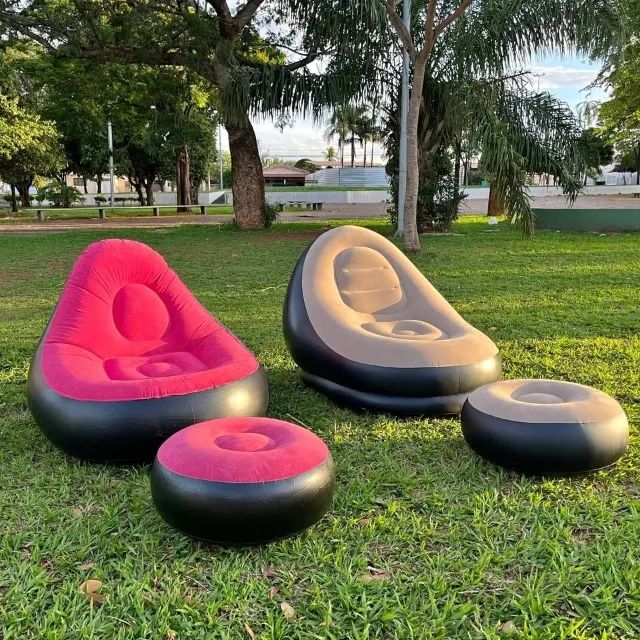 Poltrona Inflável Premium com Puff