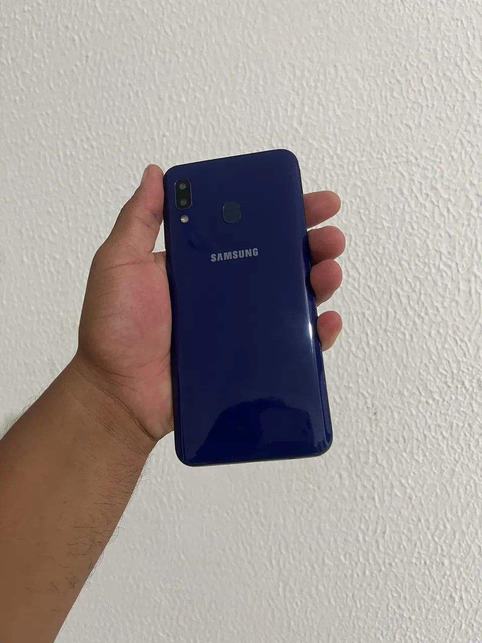 Samsung A20 - Foto 2