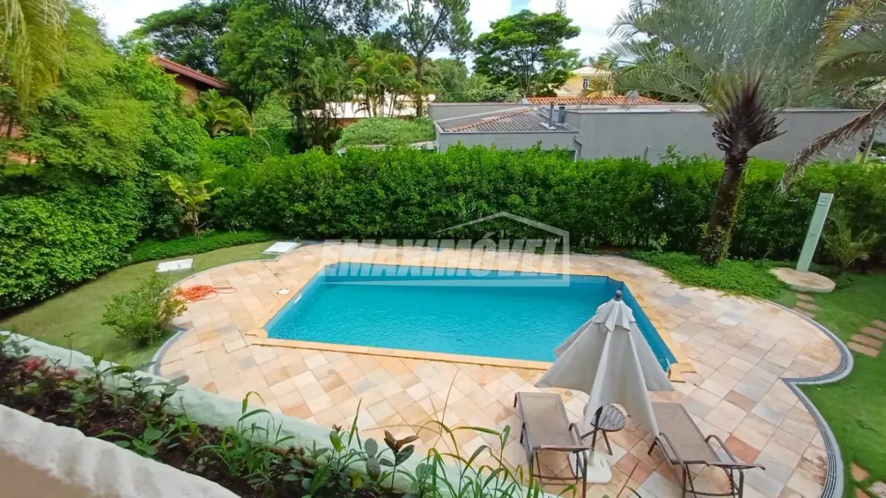 Casa com 2 Quartos sendo 1 suíte em Condomínio com Lazer Completo - Lago Azul