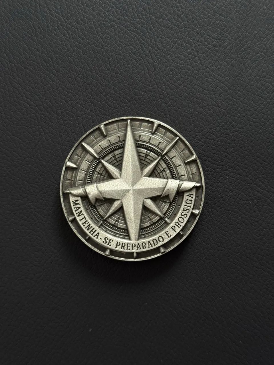 Moeda Challenge Coin Premeditatio Malorum Token.ac - Foto 2