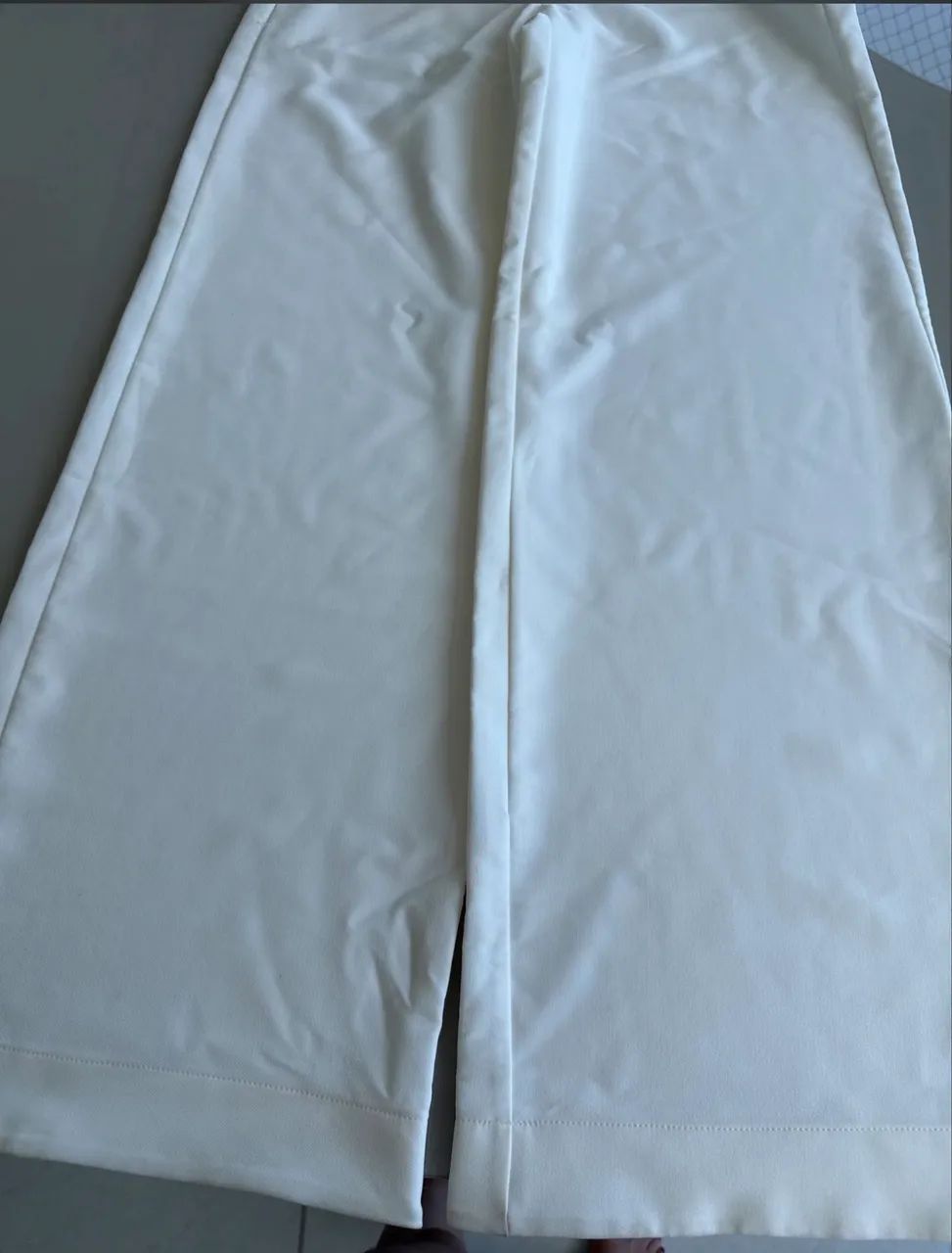 Macacão Off White - Dimy - Tamanho P