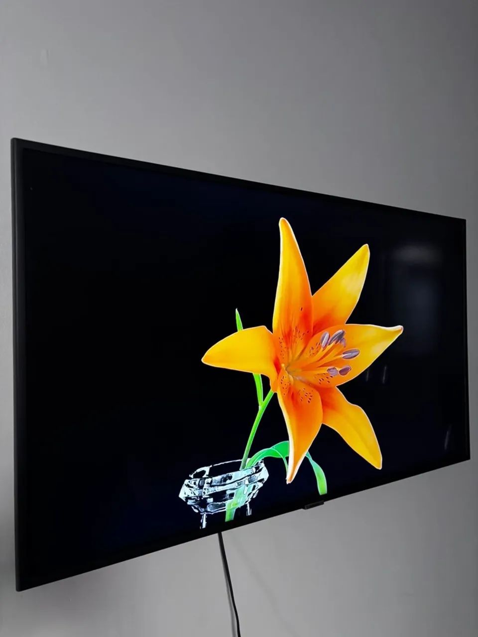 Smart tv Samsung 4k 50 polegadas imagem impecável. - Foto 2